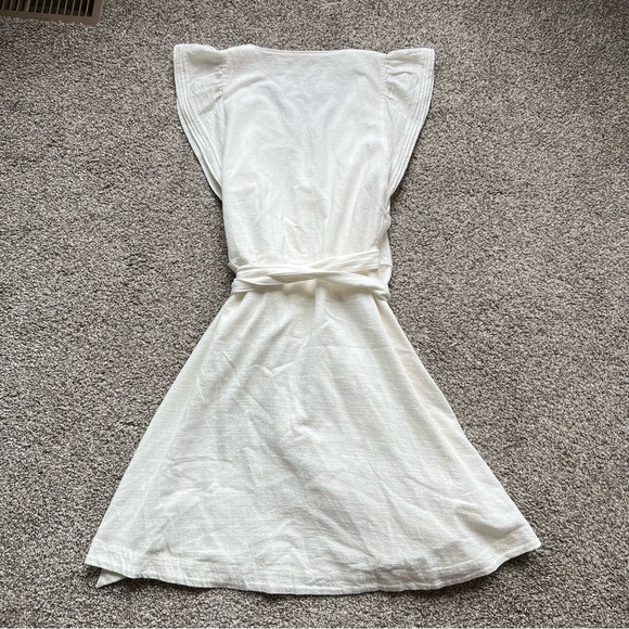 Madewell Ruffle-Sleeve Wrap Mini Dress in White, Size Small - Picture 7 of 10